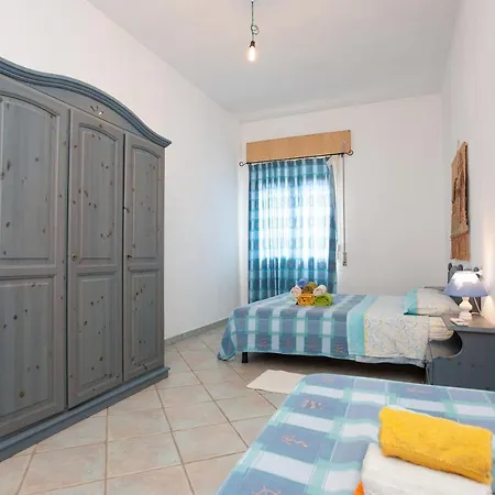 Casa Rossa Lejlighed Orosei